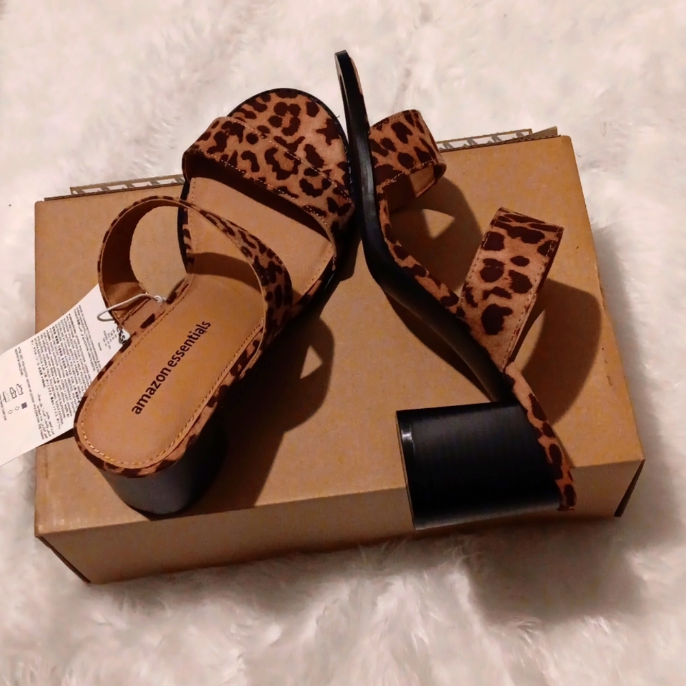 COPY - COPY - COPY - WOMENS LEOPARD CHUNKY HEEL SANDALS SIZE 10